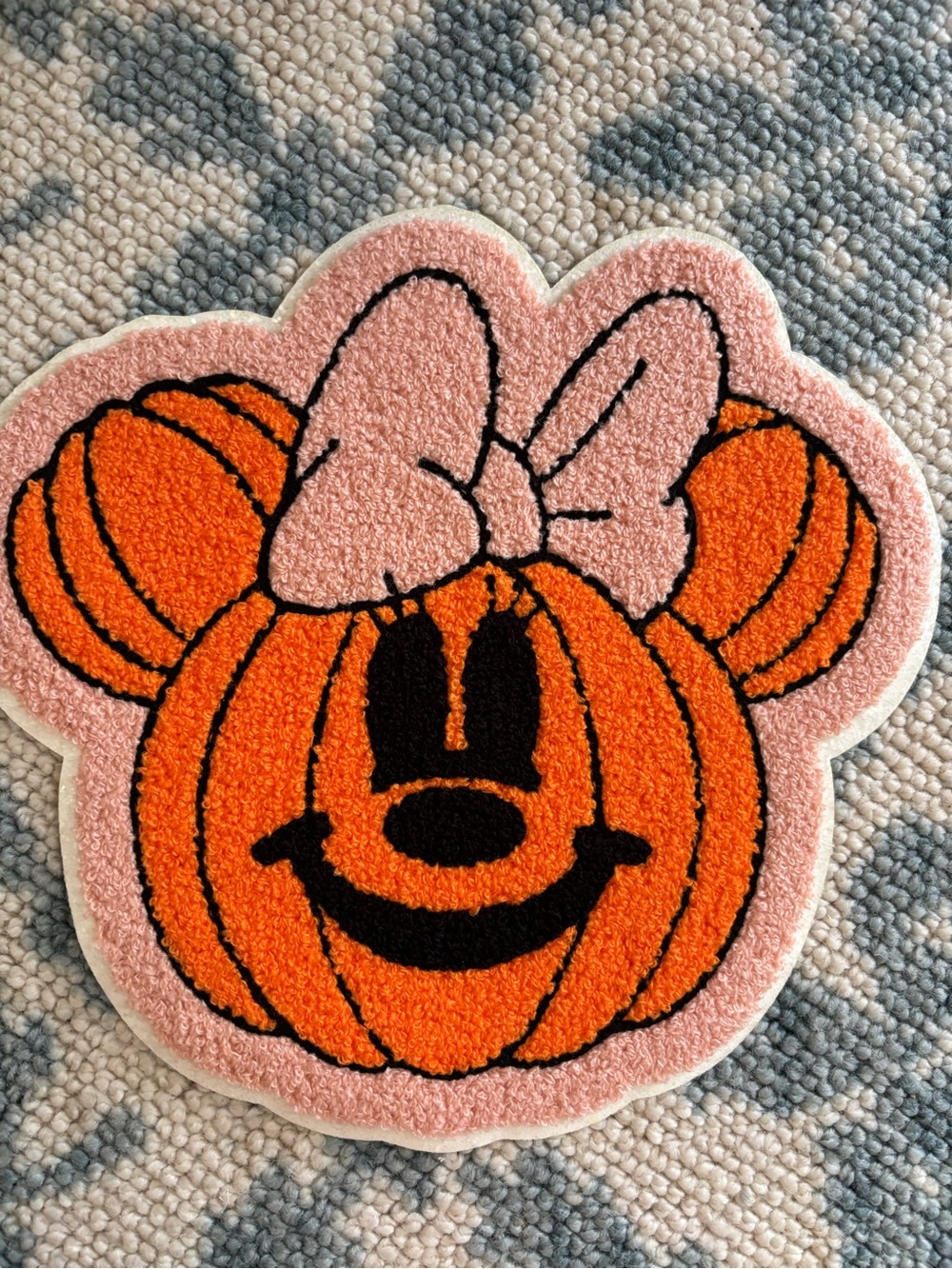 IRON ON PATCH- Pink & Orange Minnie Pumpkin Patch Rug Accent - Women Accessories
